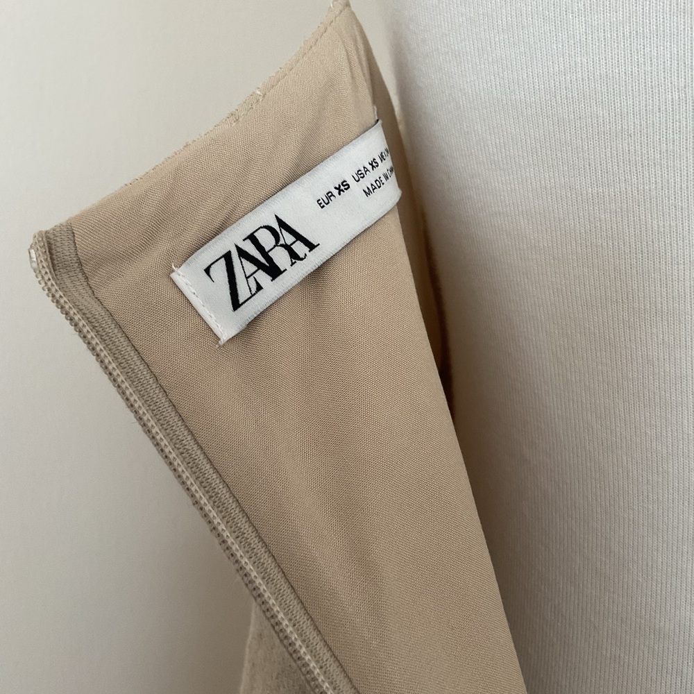 Zara Jewel Trim Linen Mini Dress - Picture 9 of 10